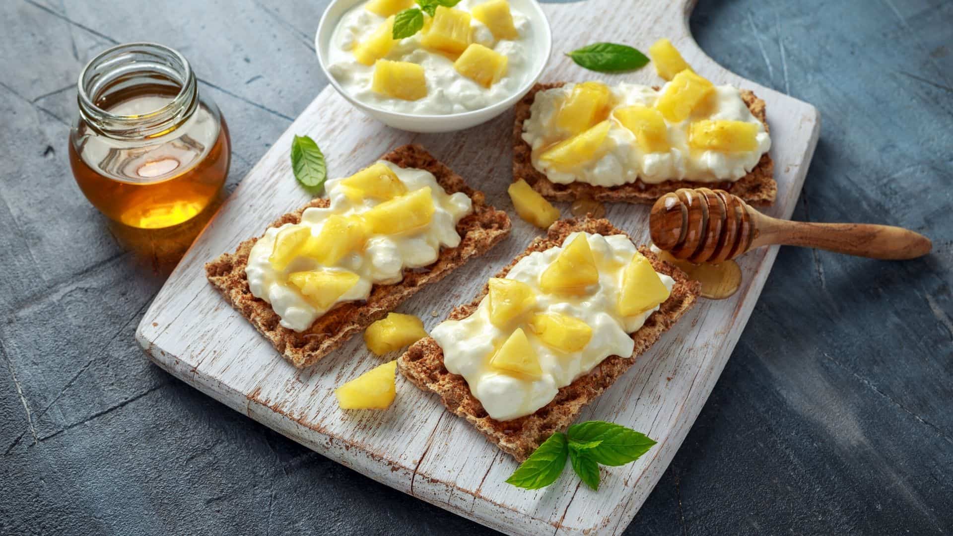 cottage cheese and pineapple 