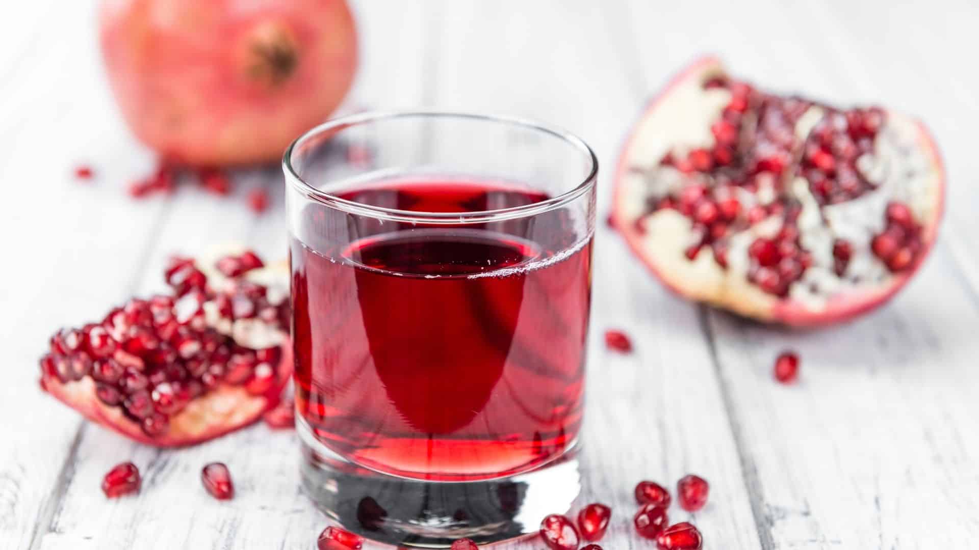 pomegranate juice healthy 